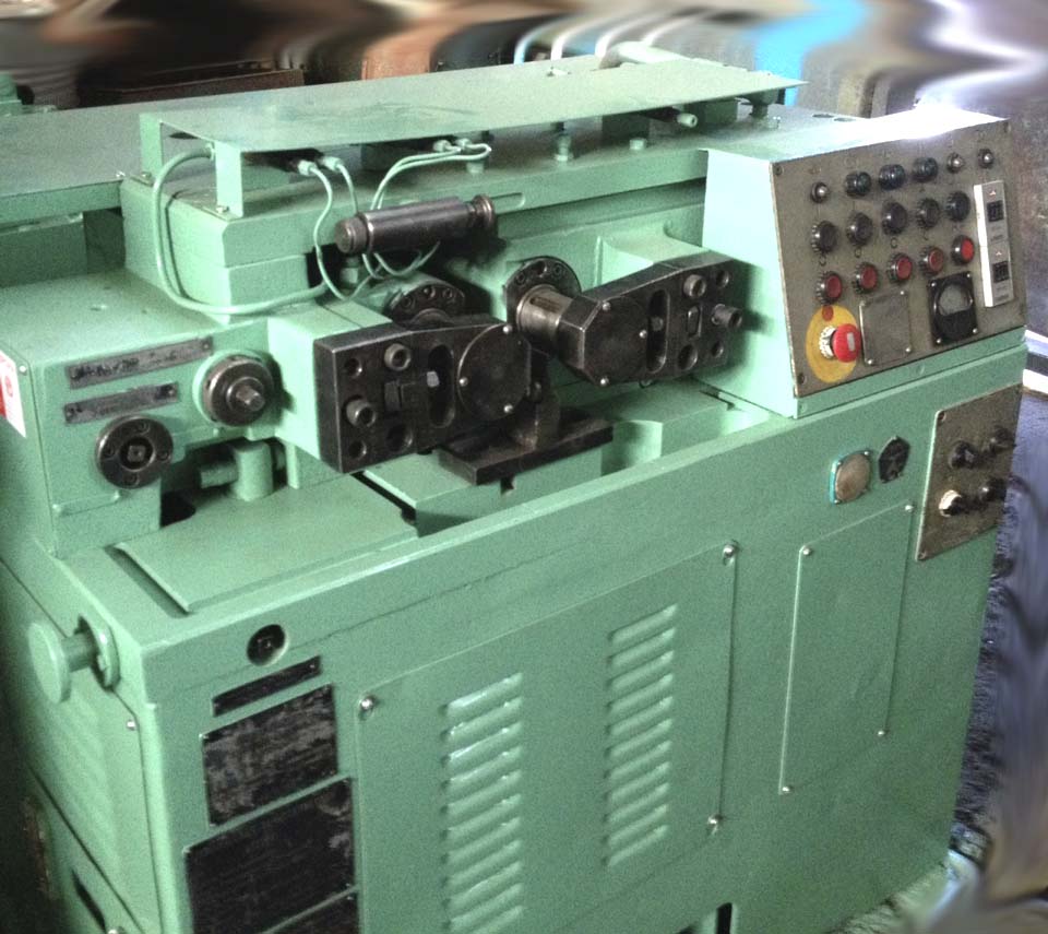 Загальний вигляд різьбонакатного верстата А9518 А9518 Загальний вигляд різьбонакатного верстата